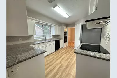 2910 Colonial Drive, Sugar Land, TX 77479 - Photo 17