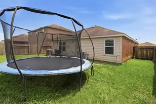 9810 Montana Sapphire Ln, Rosharon, TX 77583 - Photo 21