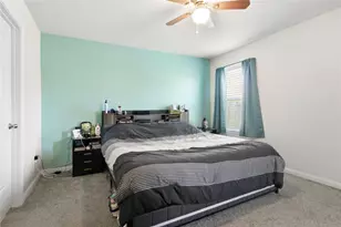 9810 Montana Sapphire Ln, Rosharon, TX 77583 - Photo 13