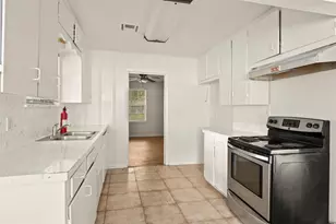 6147 Ariel, Houston, TX 77074 - Photo 3