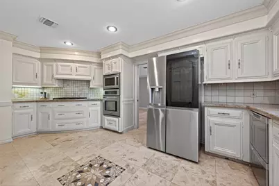 5503 Pebble Springs Drive, Houston, TX 77066 - Photo 13