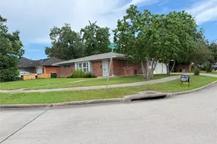 1434 Marleen St, Houston, TX 77034 - Photo 1