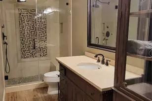 210 W Castle Harbour Dr, Friendswood, TX 77546 - Photo 15