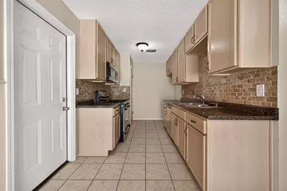 3718 Pintan Lane, Houston, TX 77014 - Photo 5