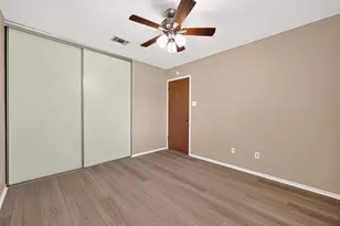 3718 Pintan Ln, Houston, TX 77014 - Photo 9