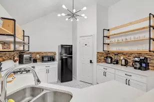 8222 Viny Ridge Dr, Houston, TX 77083 - Photo 11