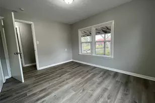2327 4th Ave N, Texas City, TX 77590 - Photo 11