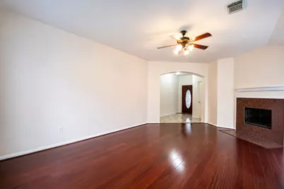 8714 Kirksage Drive, Houston, TX 77089 - Photo 5