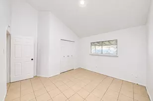 9918 Peachridge Dr, Houston, TX 77070 - Photo 9