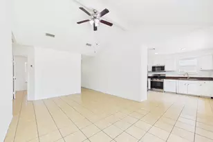 9918 Peachridge Dr, Houston, TX 77070 - Photo 5