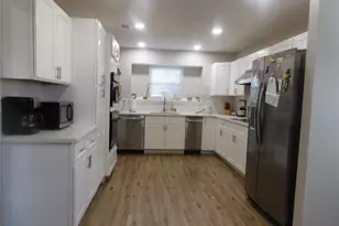 7819 12 Fairway Ln, Humble, TX 77346 - Photo 3