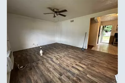 6306 Flamingo Drive, Houston, TX 77087 - Photo 9