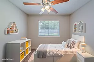 3922 Whitchurch Dr, Houston, TX 77066 - Photo 3