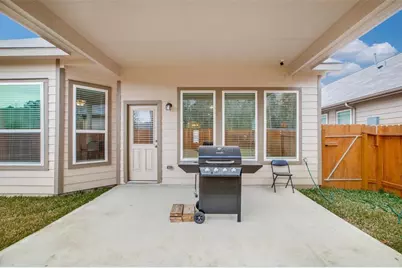 4258 McGregor Bluff Lane, Conroe, TX 77304 - Photo 9