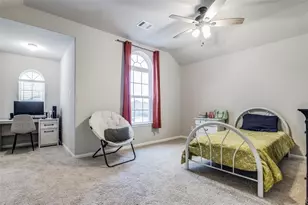4258 McGregor Blf Ln, Conroe, TX 77304 - Photo 15