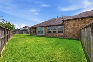 2530 Granberry Pt, Missouri City, TX 77459 - Photo 27
