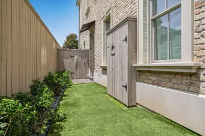 2413 Mimosa Drive, Houston, TX 77019 - Photo 29