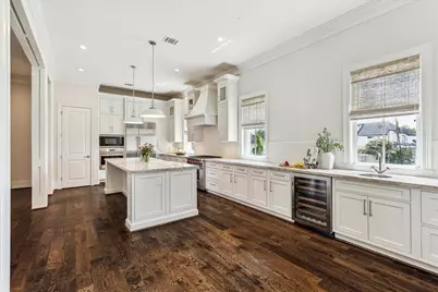 2413 Mimosa Drive, Houston, TX 77019 - Photo 17