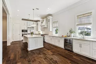 2413 Mimosa Dr, Houston, TX 77019 - Photo 17