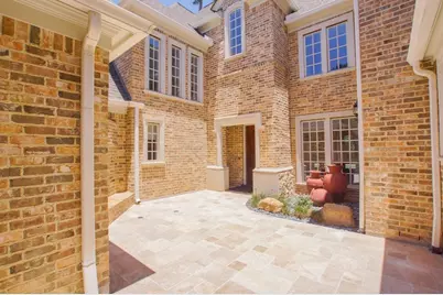 6 W Monteagle Circle, The Woodlands, TX 77382 - Photo 5