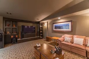 6 W Monteagle Cir, The Woodlands, TX 77382 - Photo 37