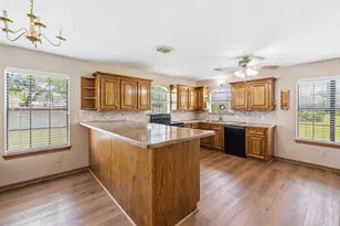 5922 Red Fish Run, Baytown, TX 77523 - Photo 21