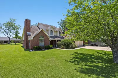 5922 Redfish Run, Baytown, TX 77523 - Photo 3