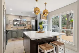 115 E Pathfinders Cir, The Woodlands, TX 77381 - Photo 1