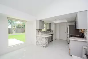 11510 Leader St, Houston, TX 77072 - Photo 19