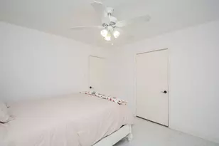 11510 Leader St, Houston, TX 77072 - Photo 17