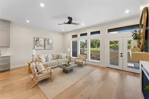 1318 E 32nd 1/2 St, Houston, TX 77022 - Photo 15