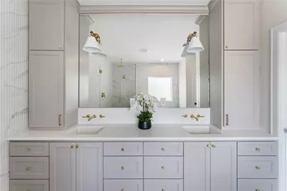 1318 E 32nd 1/2 Street, Houston, TX 77022 - Photo 25