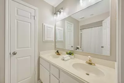 14419 Hillside Hickory Court, Houston, TX 77062 - Photo 35