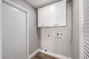 8711 Wild Basin Dr, Houston, TX 77088 - Photo 15