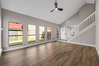 8711 Wild Basin Drive, Houston, TX 77088 - Photo 9