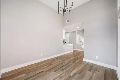 8711 Wild Basin Drive, Houston, TX 77088 - Photo 11