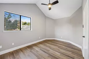 8711 Wild Basin Dr, Houston, TX 77088 - Photo 21