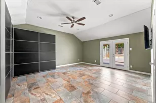 15919 Barbarossa Dr, Houston, TX 77083 - Photo 17