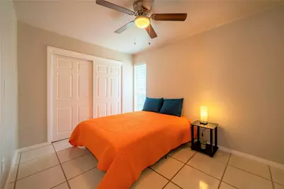 14210 Hillsboro Street, Houston, TX 77015 - Photo 13
