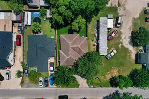 14210 Hillsboro St, Houston, TX 77015 - Photo 25