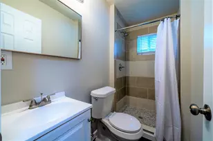 14210 Hillsboro St, Houston, TX 77015 - Photo 7