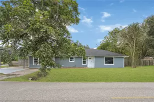 1214 Southgate Dr, Rosenberg, TX 77471 - Photo 3