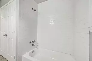 1214 Southgate Dr, Rosenberg, TX 77471 - Photo 7