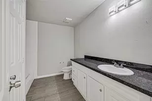 1214 Southgate Dr, Rosenberg, TX 77471 - Photo 11