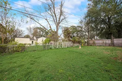 6506 Westview Drive, Houston, TX 77055 - Photo 15
