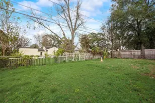 6506 Westview Dr, Houston, TX 77055 - Photo 15