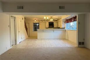 444 Southern Oaks Dr, Lake Jackson, TX 77566 - Photo 9