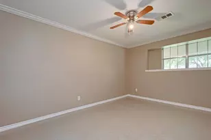 5811 Ludington Dr, Houston, TX 77035 - Photo 21