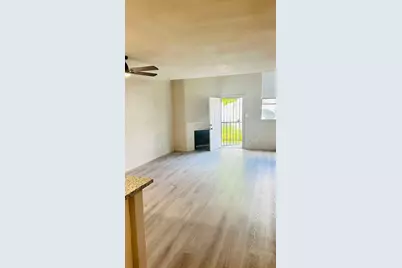 10001 Westpark Drive #86, Houston, TX 77042 - Photo 3