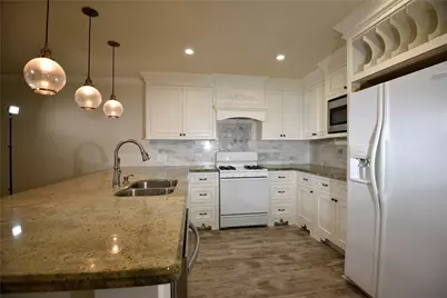 9997 Hyacinth Way, Conroe, TX 77385 - Photo 9